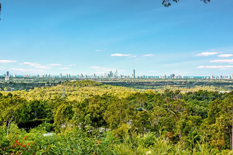 213 San Fernando Drive, Worongary QLD 4213