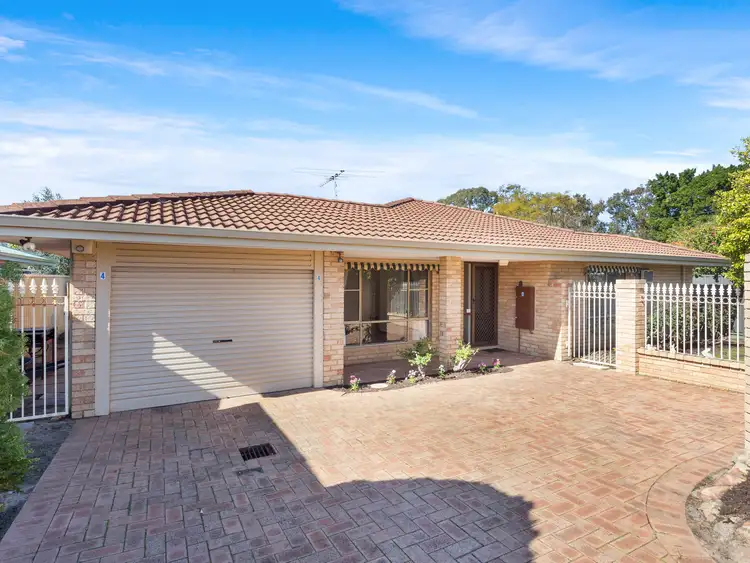 4/12 Latham Street, Alfred Cove WA 6154