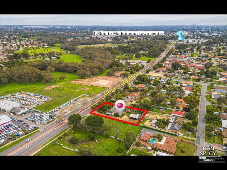 2074 Albany Hwy, Maddington WA 6109