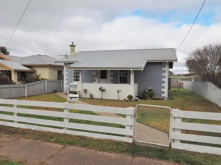 74 Rundell Street, Ararat VIC 3377