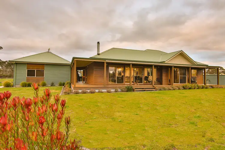 1483 Grampians Rd, Halls Gap VIC 3381