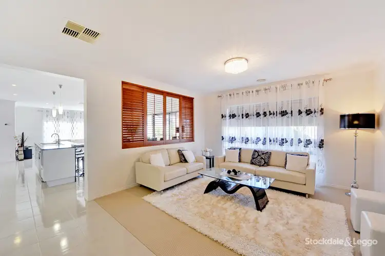 Third view of Homely house listing, 2 Coorong Court, Kialla VIC 3631
