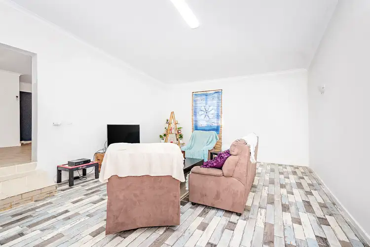 Second view of Homely house listing, 7 Watson Court, Utakarra WA 6530