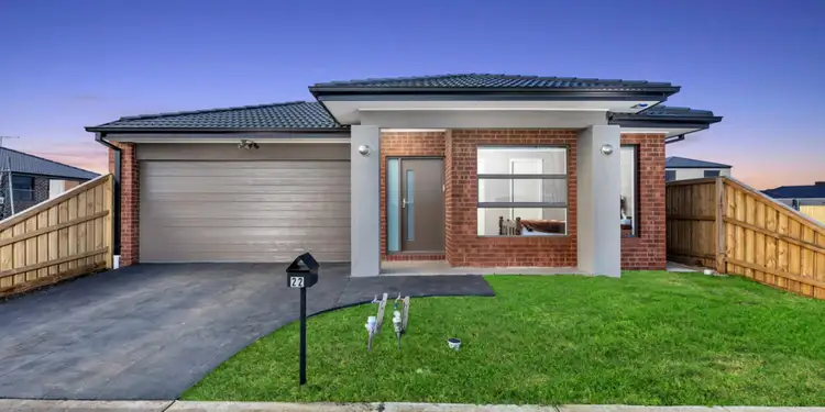 Second view of Homely house listing, 4 Merlot Road, Wollert VIC 3750