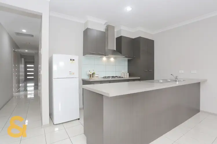 Second view of Homely house listing, 17 Viewside Crescent, Craigieburn VIC 3064