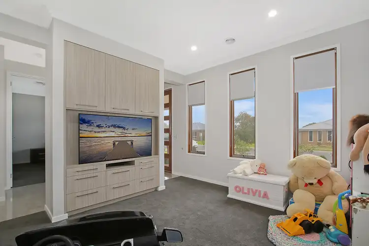 Sixth view of Homely house listing, 3 Hastings Way, Wodonga VIC 3690