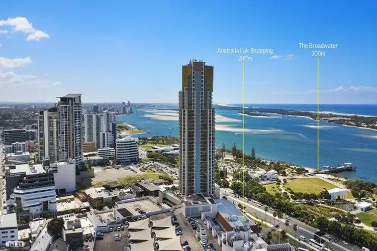 4/28 Marine Pde, Southport QLD 4215