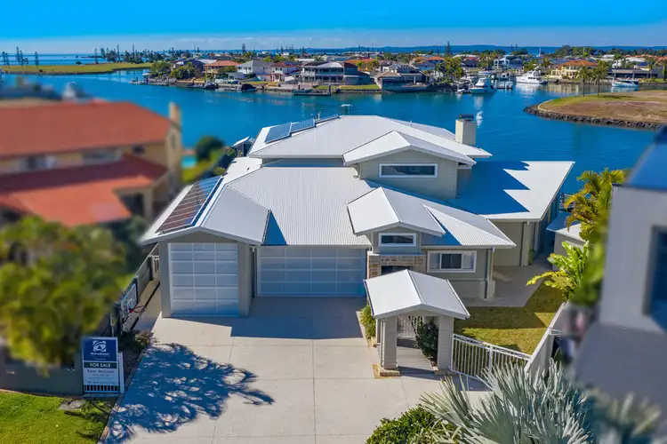 24 Voyagers Court, Raby Bay QLD 4163