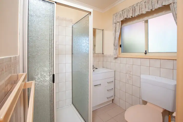 Seventh view of Homely house listing, 1 Binder Crescent, Wodonga VIC 3690