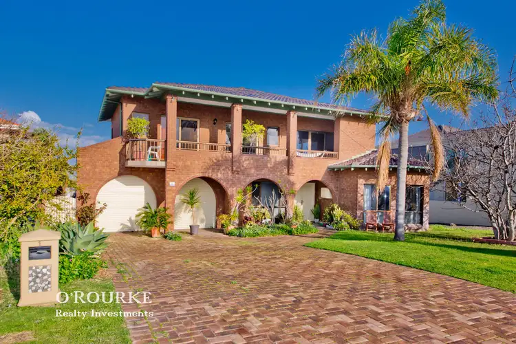 1 Abney Place, Trigg WA 6029