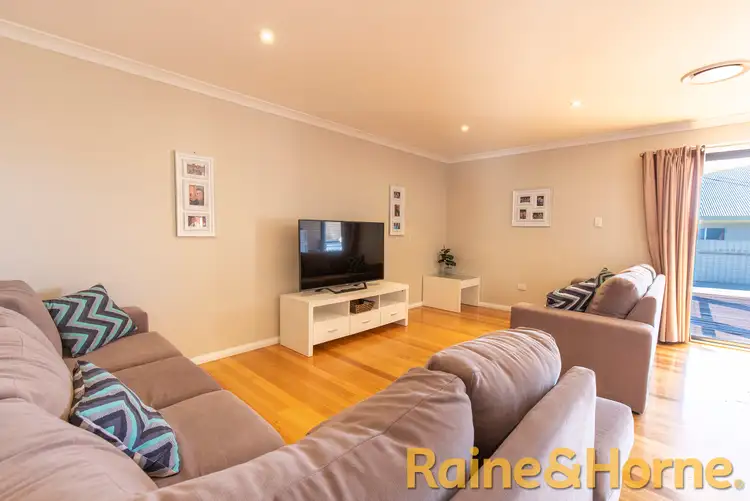 Fifth view of Homely house listing, 8 Bowden Fletcher Drive, Narromine NSW 2821