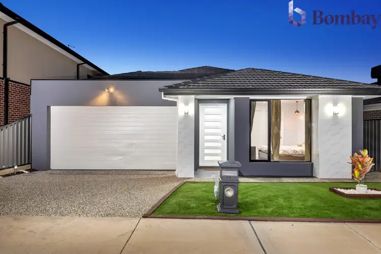 12 Mangrove Way, Craigieburn VIC 3064