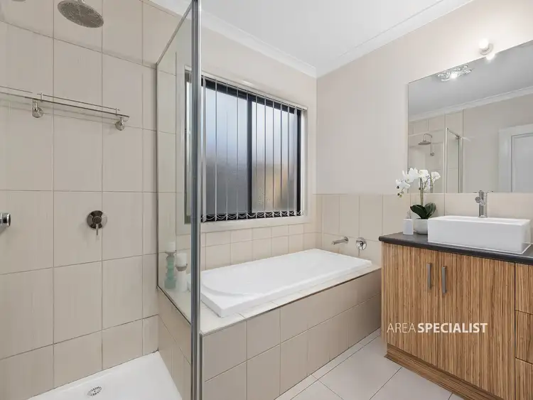 Seventh view of Homely house listing, 71 Bluemist Circuit, Lyndhurst VIC 3975