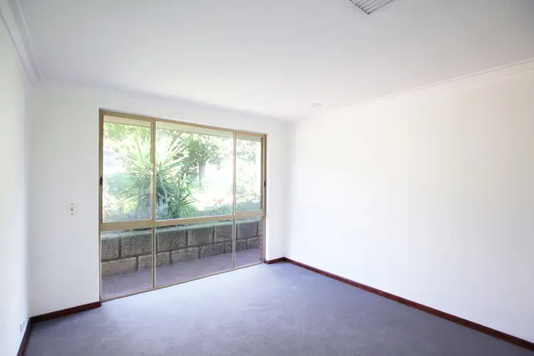 Sixth view of Homely house listing, 6 Dalby Court, Willetton WA 6155