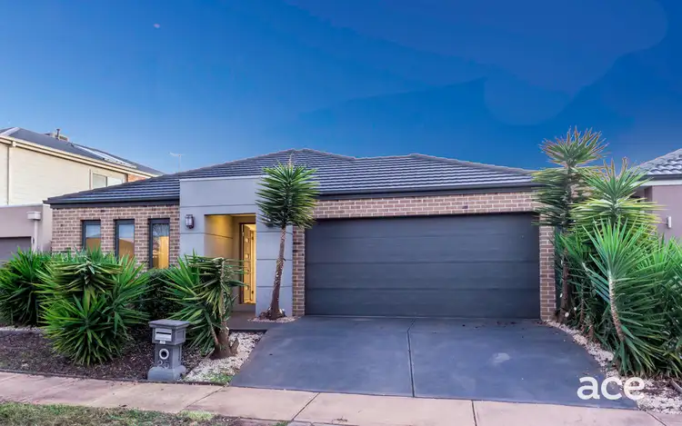 Second view of Homely house listing, 25 Fantail Crescent, Williams Landing VIC 3027