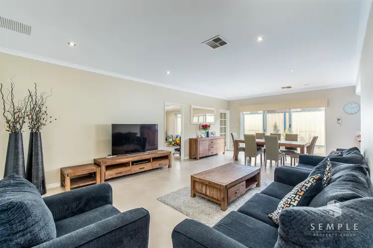 7 Ernest Drive, Success WA 6164