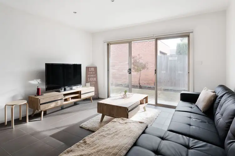Main view of Homely unit listing, 3/15 Maude Avenue, Glenroy VIC 3046