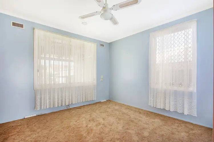Fifth view of Homely house listing, 40 Wornes Drive, Wodonga VIC 3690