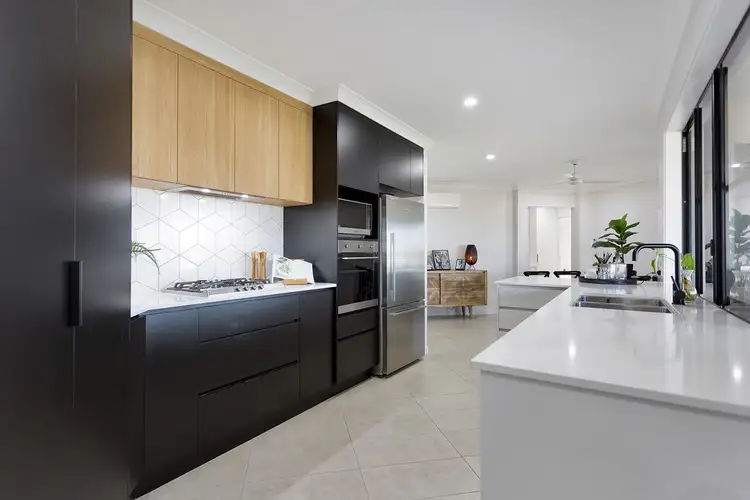 26 Stellajean Crescent, Alligator Creek QLD 4740