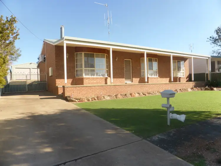 81 Woodward Street, Parkes NSW 2870