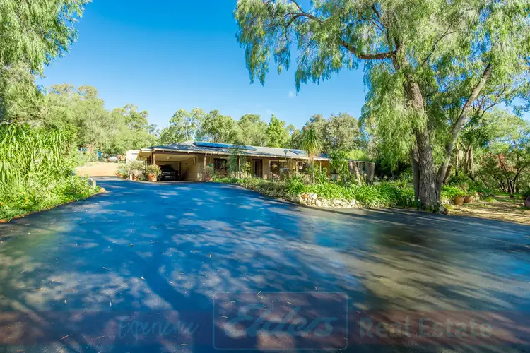 10 Spinnaker Drive, Leschenault WA 6233