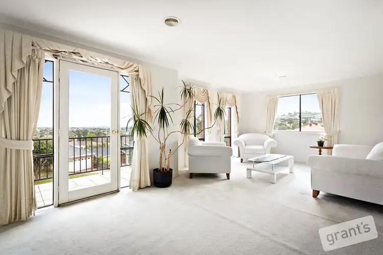 Fifth view of Homely house listing, 1 Ashford Court, Berwick VIC 3806