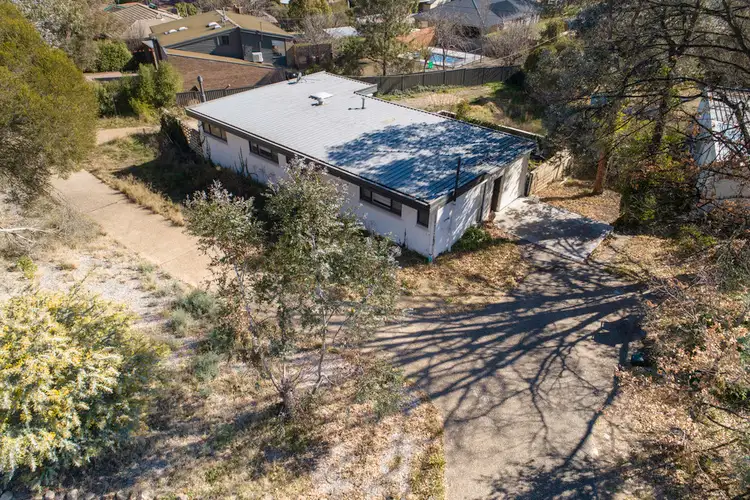 11 Spafford Crescent, Farrer ACT 2607