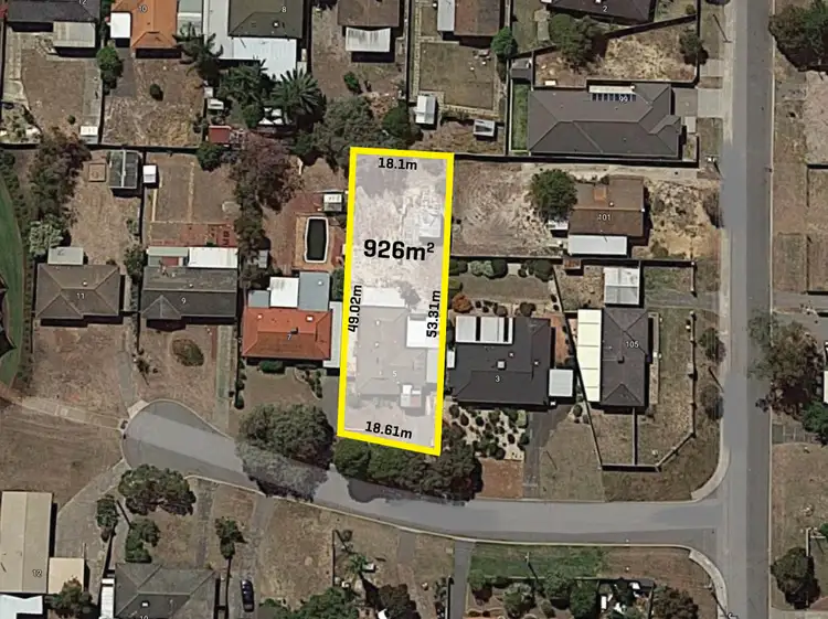 Second view of Homely house listing, 5 Brett Place, Gosnells WA 6110