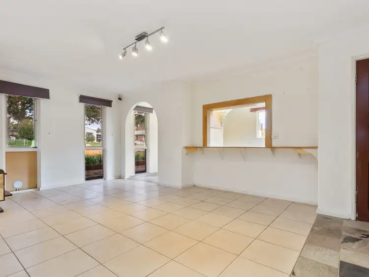 Seventh view of Homely house listing, 5 Brett Place, Gosnells WA 6110