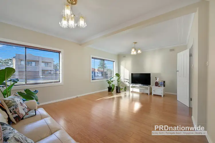 77 Sandringham Street