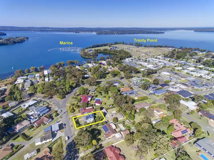 Second view of Homely house listing, 4 Macquarie Road, Morisset Park NSW 2264