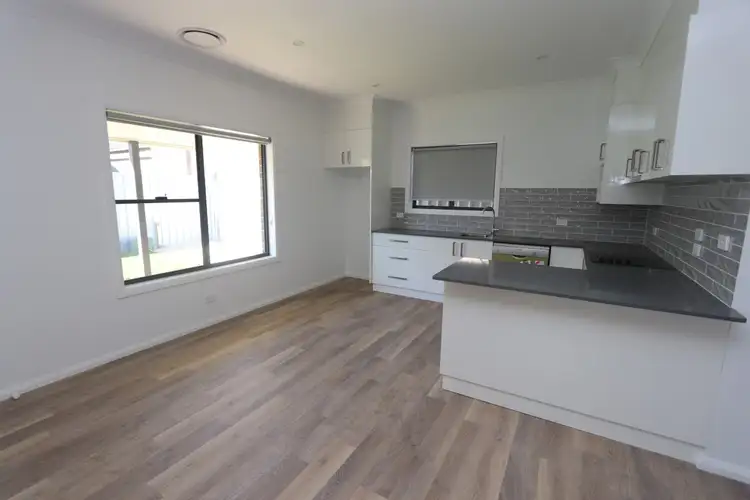 Fourth view of Homely unit listing, 7/115 Baker Street, Temora NSW 2666
