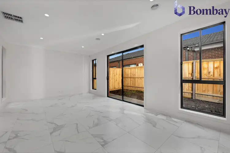 Fourth view of Homely house listing, 10 Corrimbla Avenue, Wollert VIC 3750