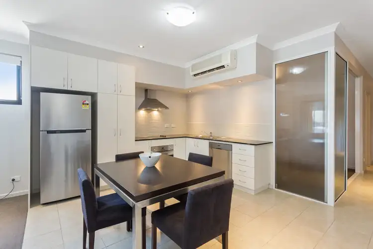 11/2-4 Pensioner Guard, North Fremantle WA 6159