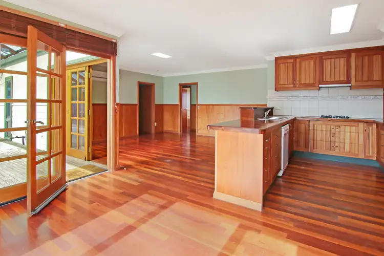 Fifth view of Homely house listing, 18 Great Alpine Road, Lucknow VIC 3875