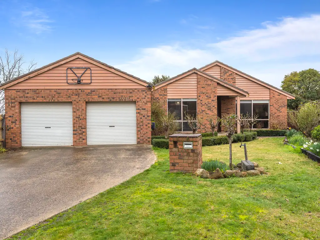 Main view of Homely house listing, 5 Frances Close, Kyneton VIC 3444