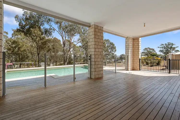 5 Fay Court, Fernvale QLD 4306