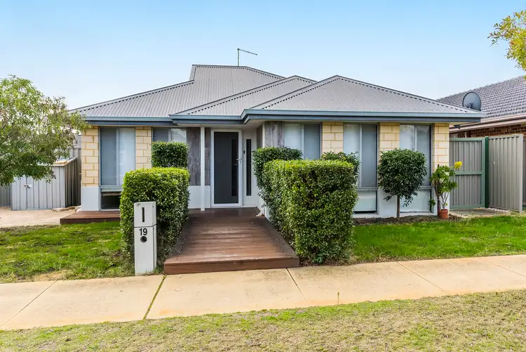 Second view of Homely house listing, 19 Barton Loop, Piara Waters WA 6112