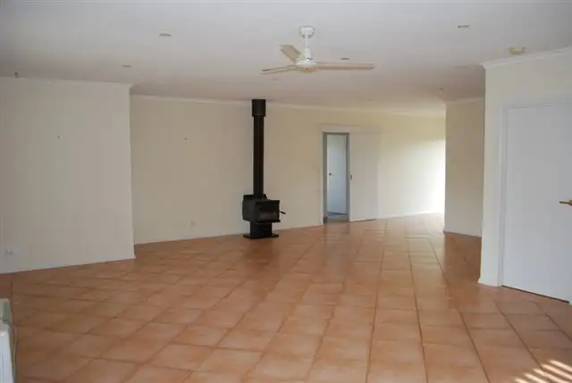 Fifth view of Homely house listing, 3 Dampier Court, Mount Gambier SA 5290