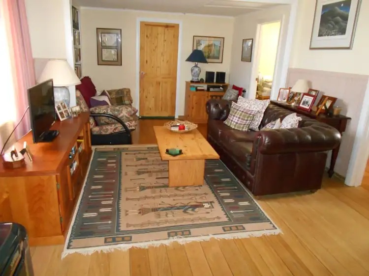 11 Cruttenden Street, Buckland TAS 7190