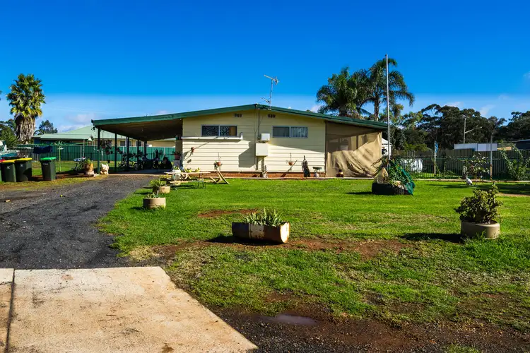 9 Burraway Street, Brocklehurst NSW 2830