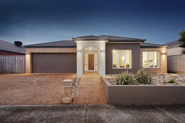 Main view of Homely house listing, 10 Lauradan Avenue, Berwick VIC 3806