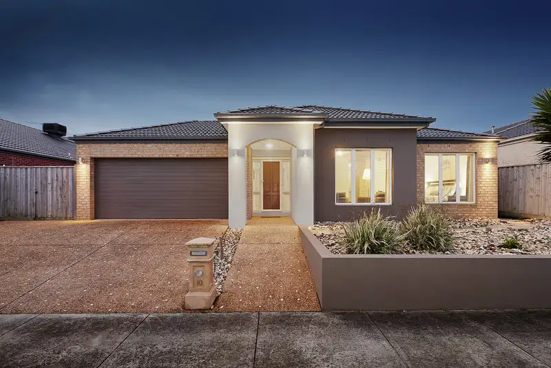 Main view of Homely house listing, 10 Lauradan Avenue, Berwick VIC 3806
