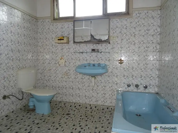 Fifth view of Homely house listing, 6 Medic Street, Collie WA 6225