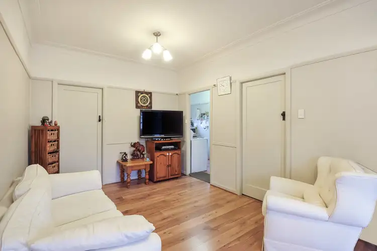 Fourth view of Homely villa listing, 1/5 Farnell Road, Woy Woy NSW 2256