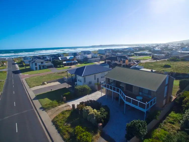 15 Chapman Road, Middleton SA 5213