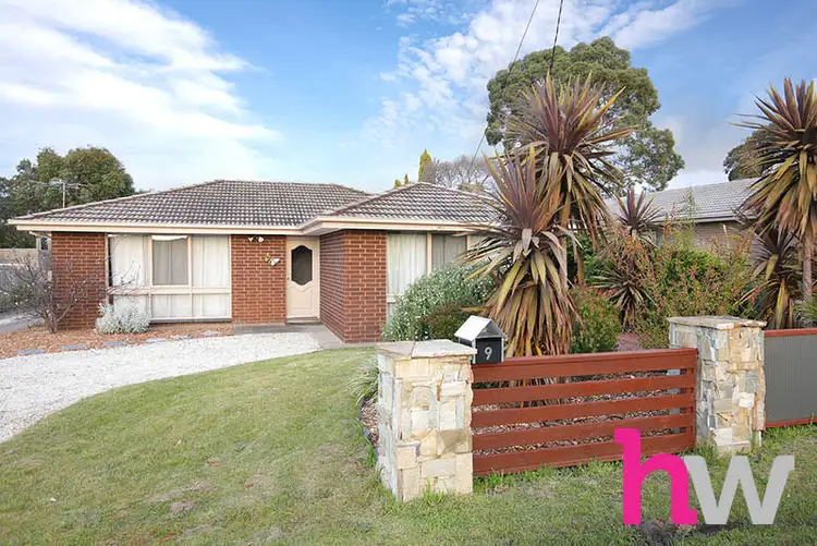 9 Loris Close, Grovedale VIC 3216