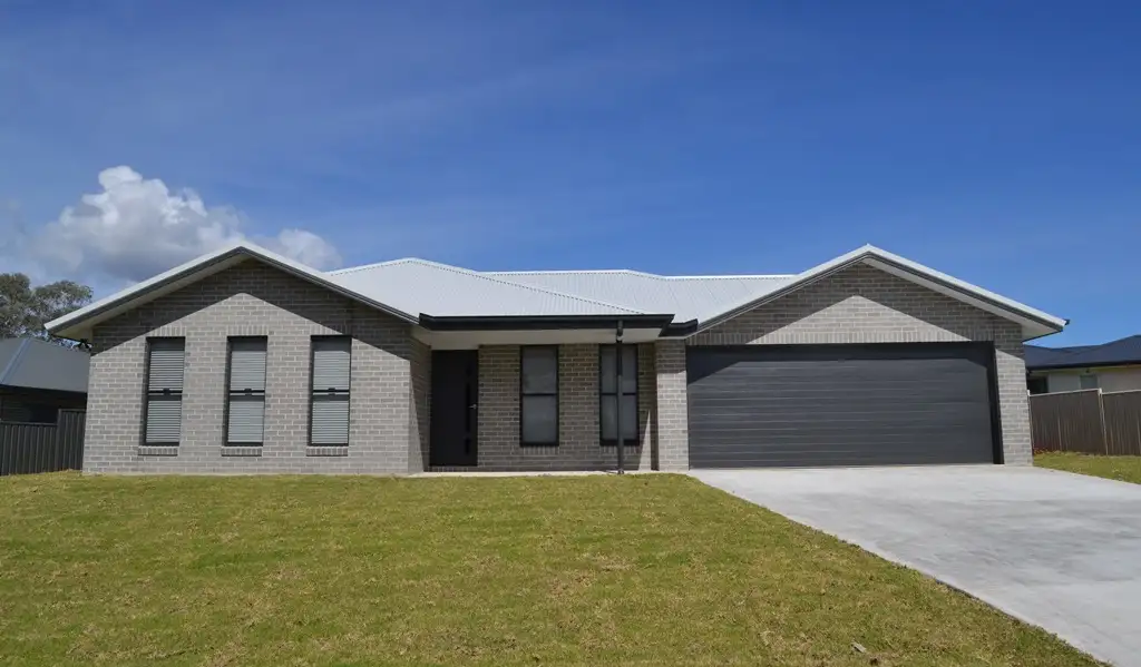 Main view of Homely house listing, 8 Stainfield Drive, Inverell NSW 2360