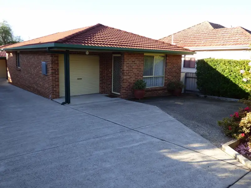 Main view of Homely villa listing, 1/125 The Boulevarde, Toronto NSW 2283