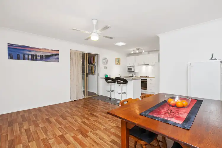 Sixth view of Homely house listing, 11 Chipper View, Parmelia WA 6167